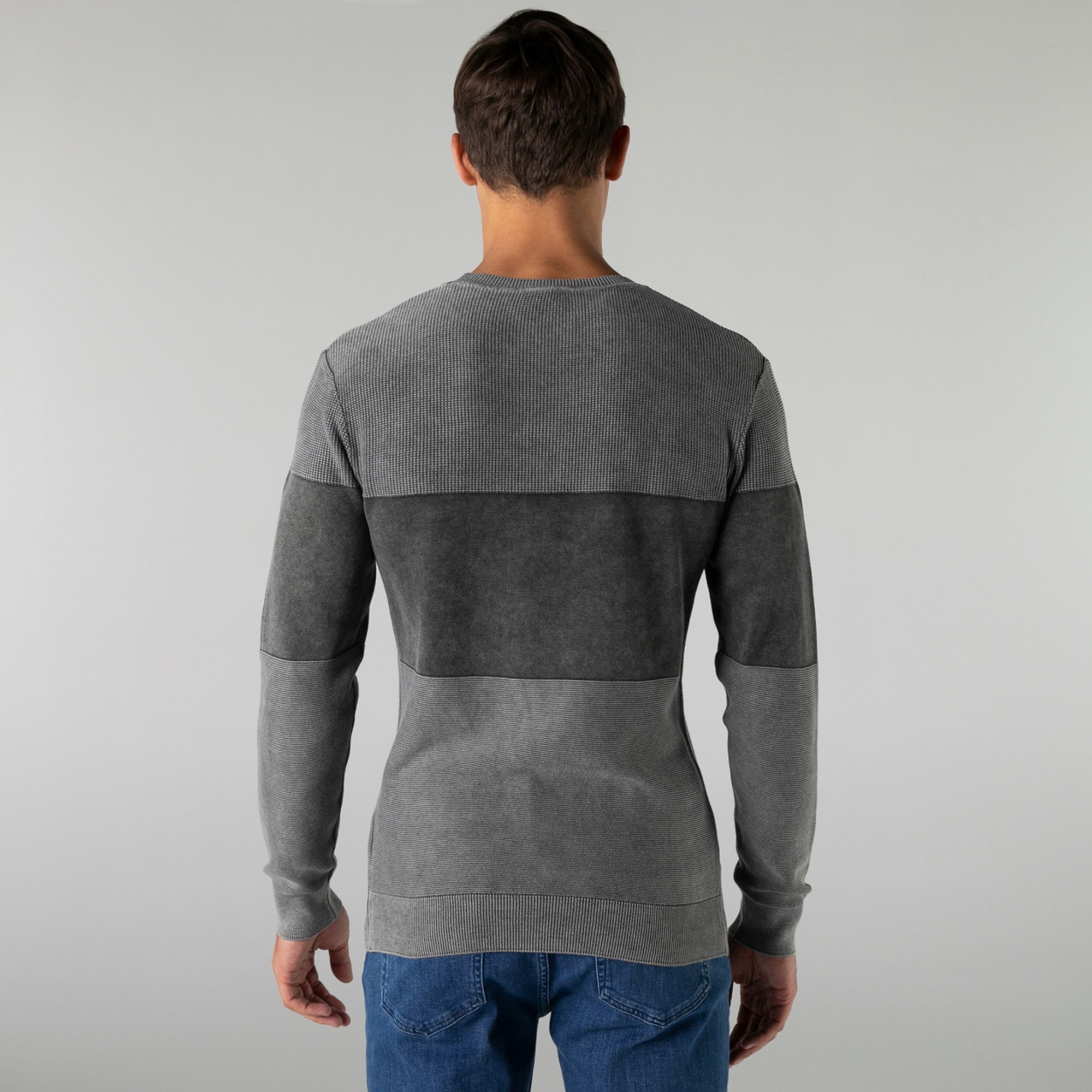 Lacoste Erkek Regular Fit Bisiklet Yaka Renk Bloklu Gri Kazak