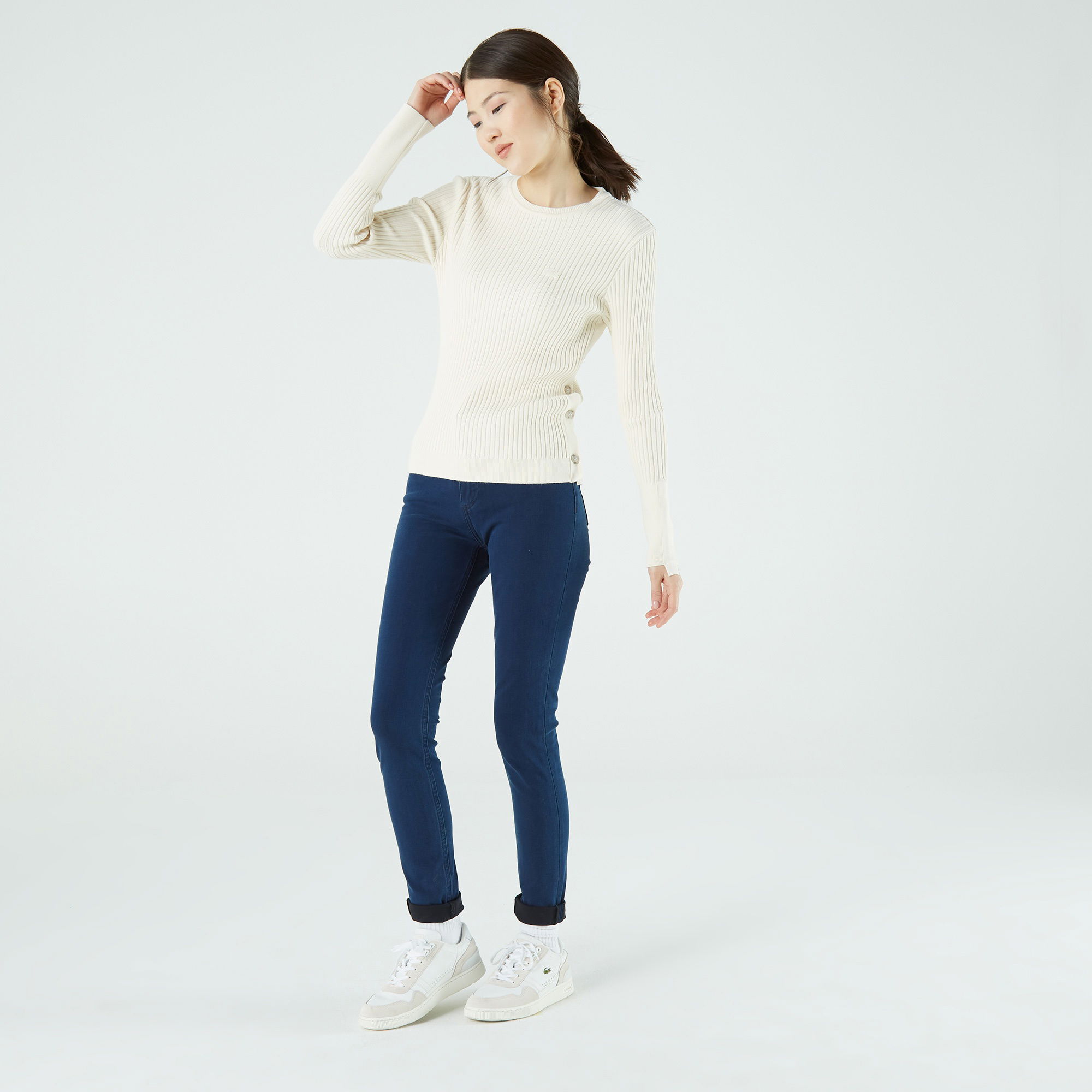 Lacoste Kadın Bisiklet Yaka Baskılı Beyaz Kazak