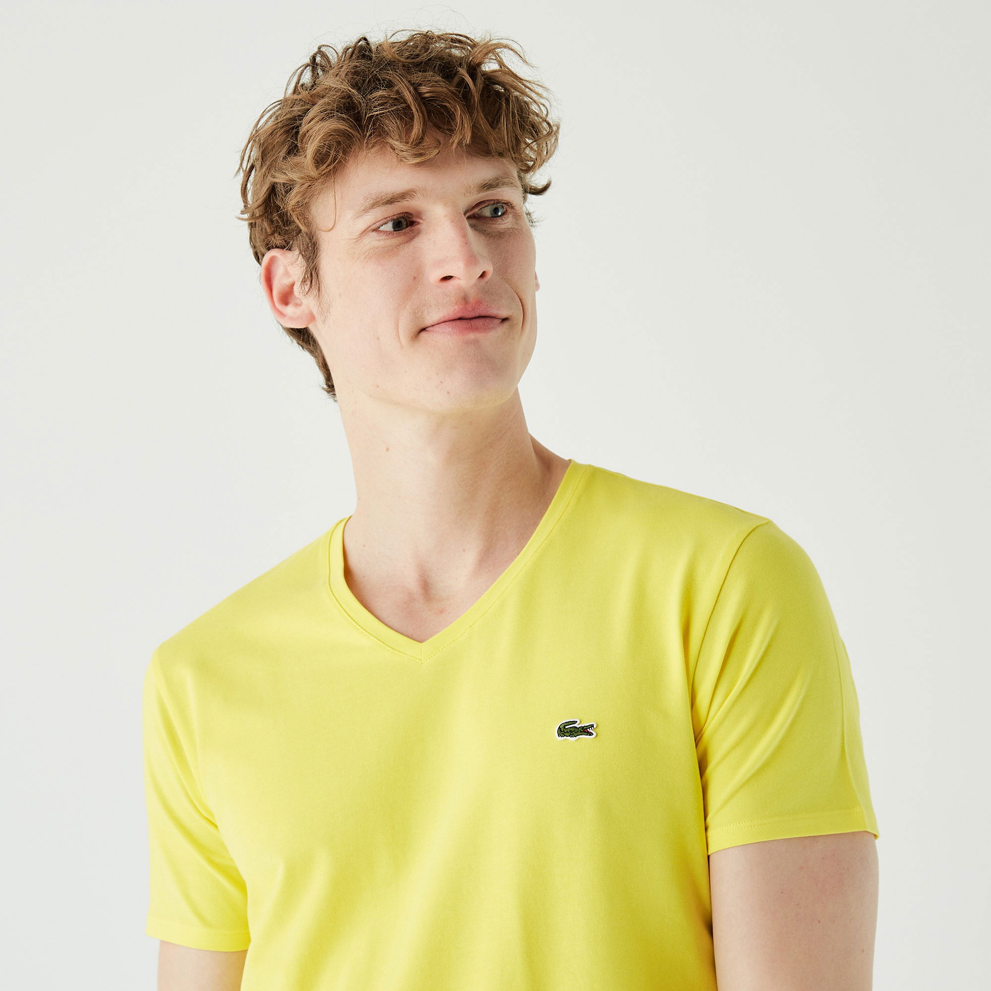 Lacoste Erkek Slim Fit V Yaka Sarı T-Shirt