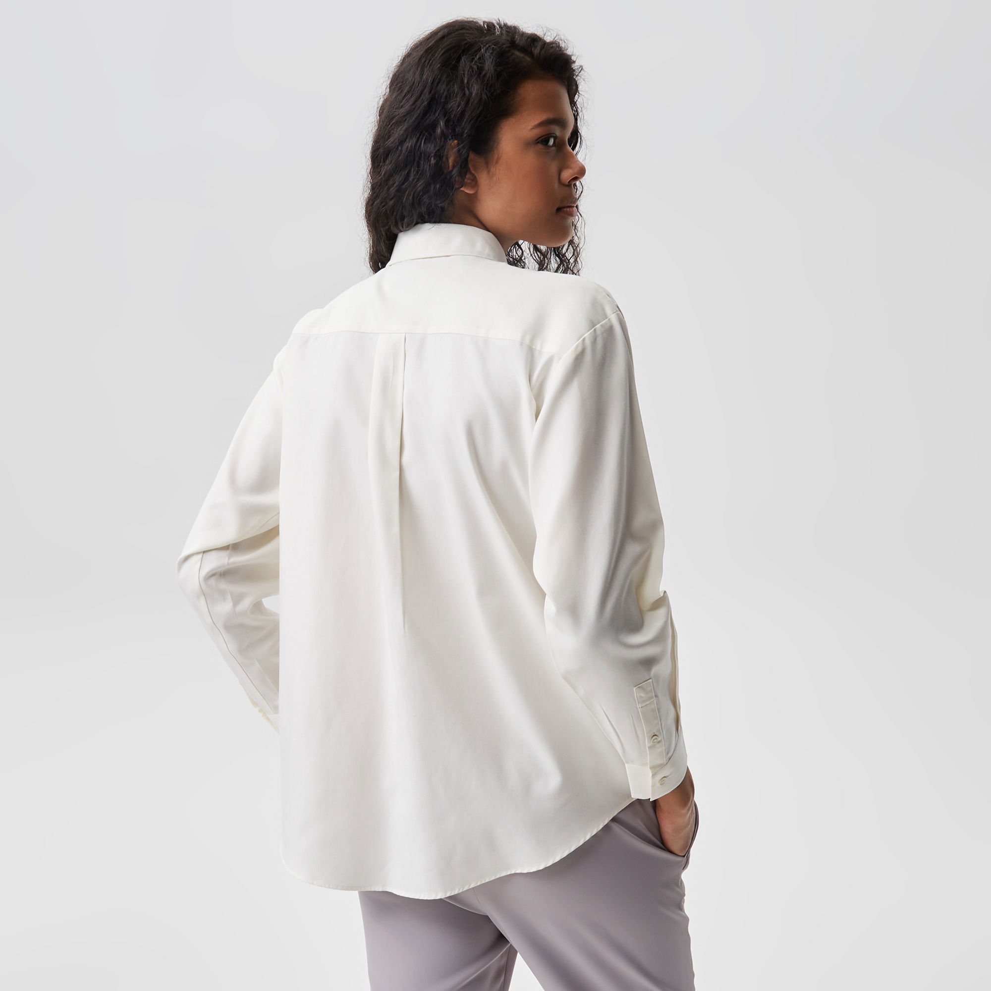 Lacoste Kadın Relaxed Fit Ekru Gömlek