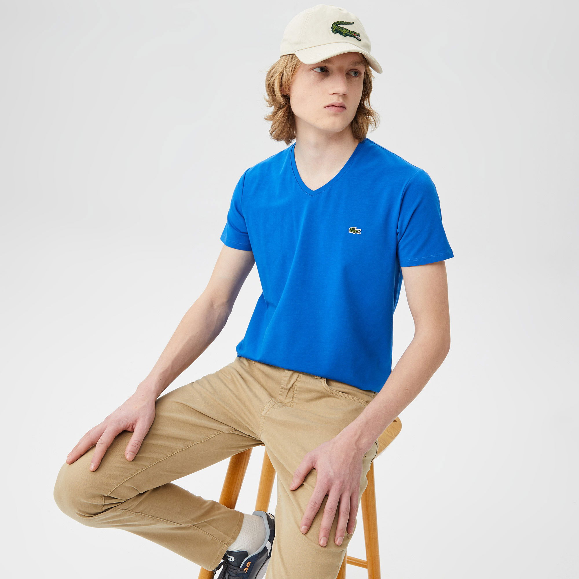 Lacoste Erkek Slim Fit V Yaka Lacivert T-Shirt