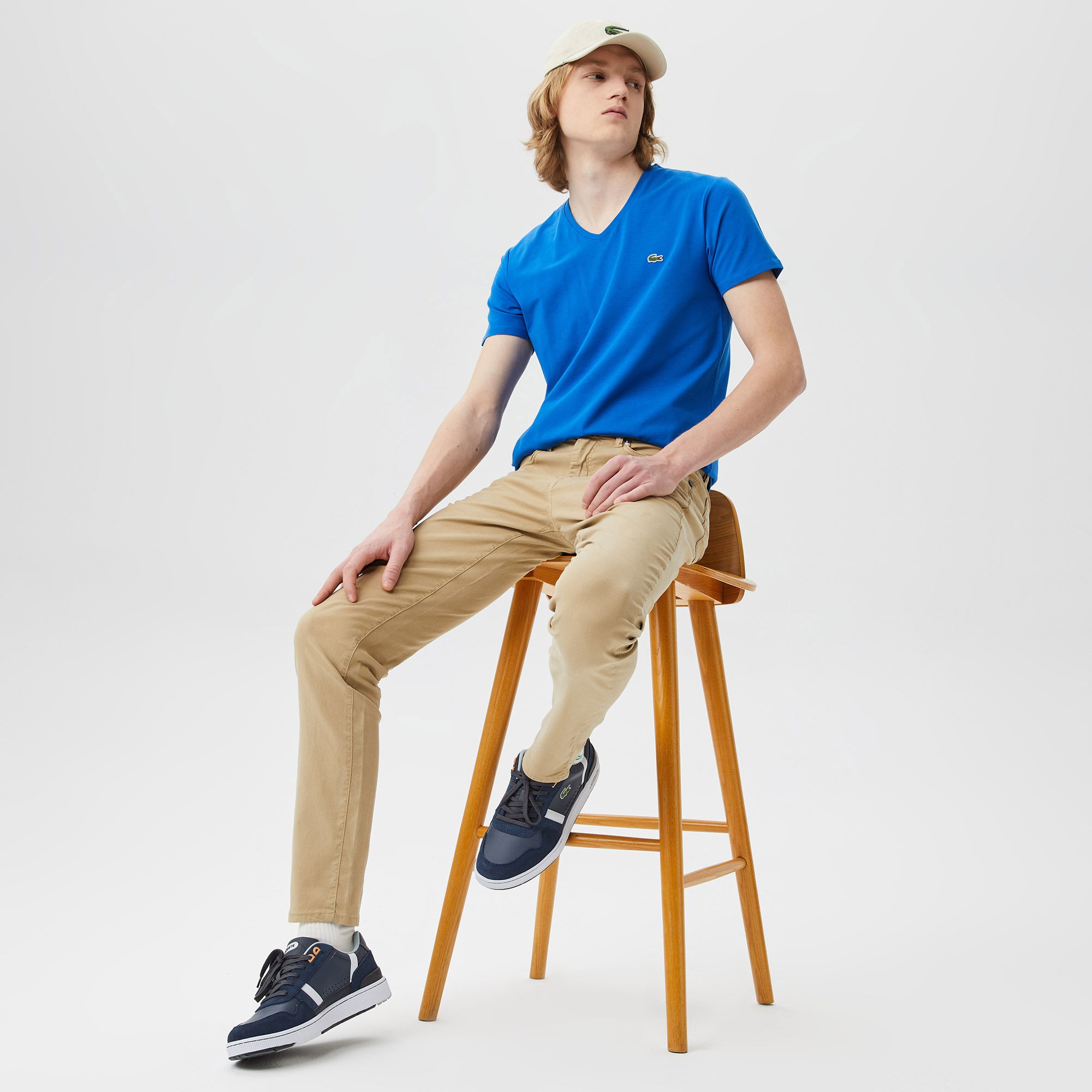 Lacoste Erkek Slim Fit V Yaka Lacivert T-Shirt