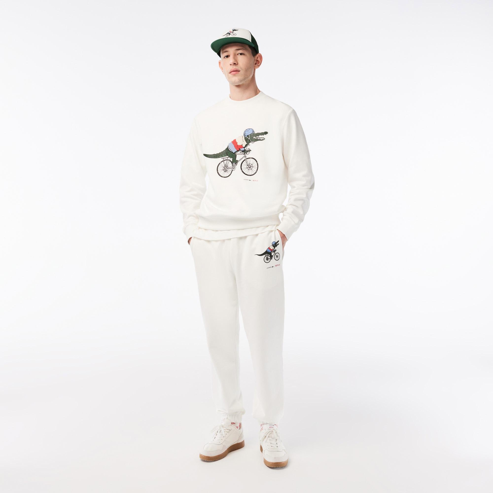 Lacoste x Netflix Erkek Regular Fit Bisiklet Yaka Baskılı Beyaz Sweatshirt