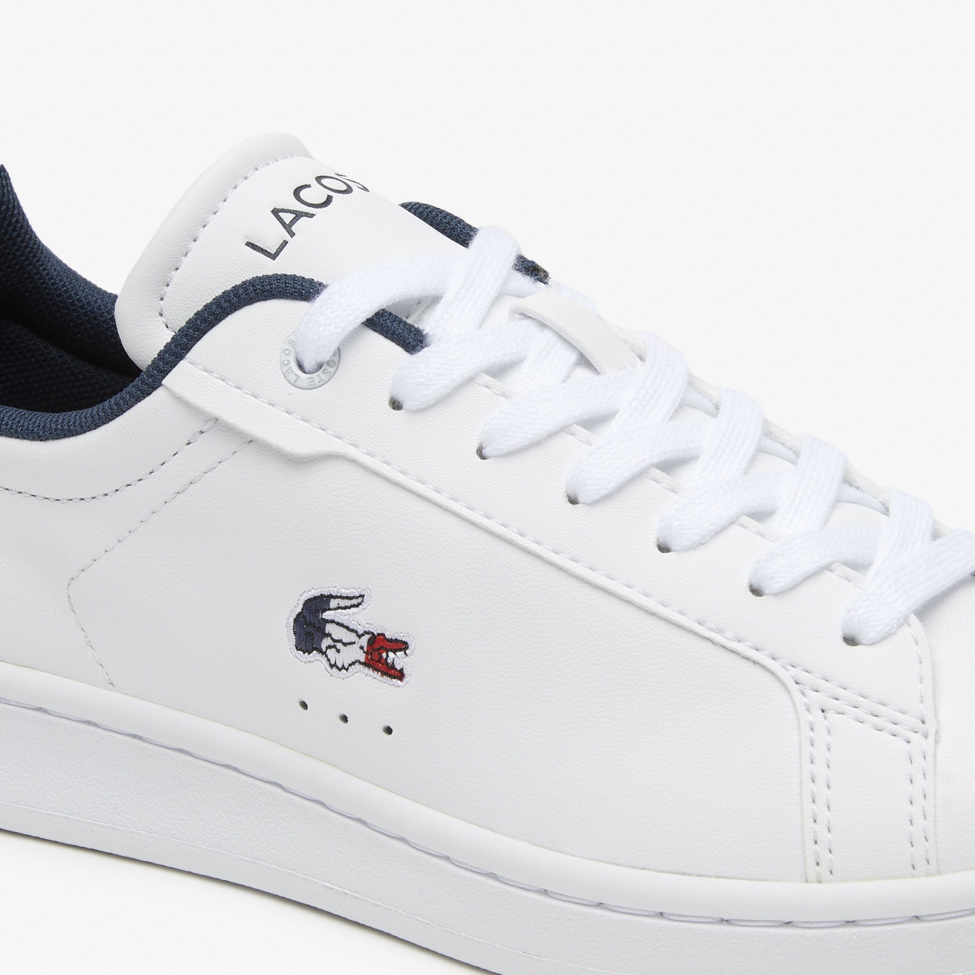 Lacoste Carnaby Pro Kadın Beyaz Sneaker