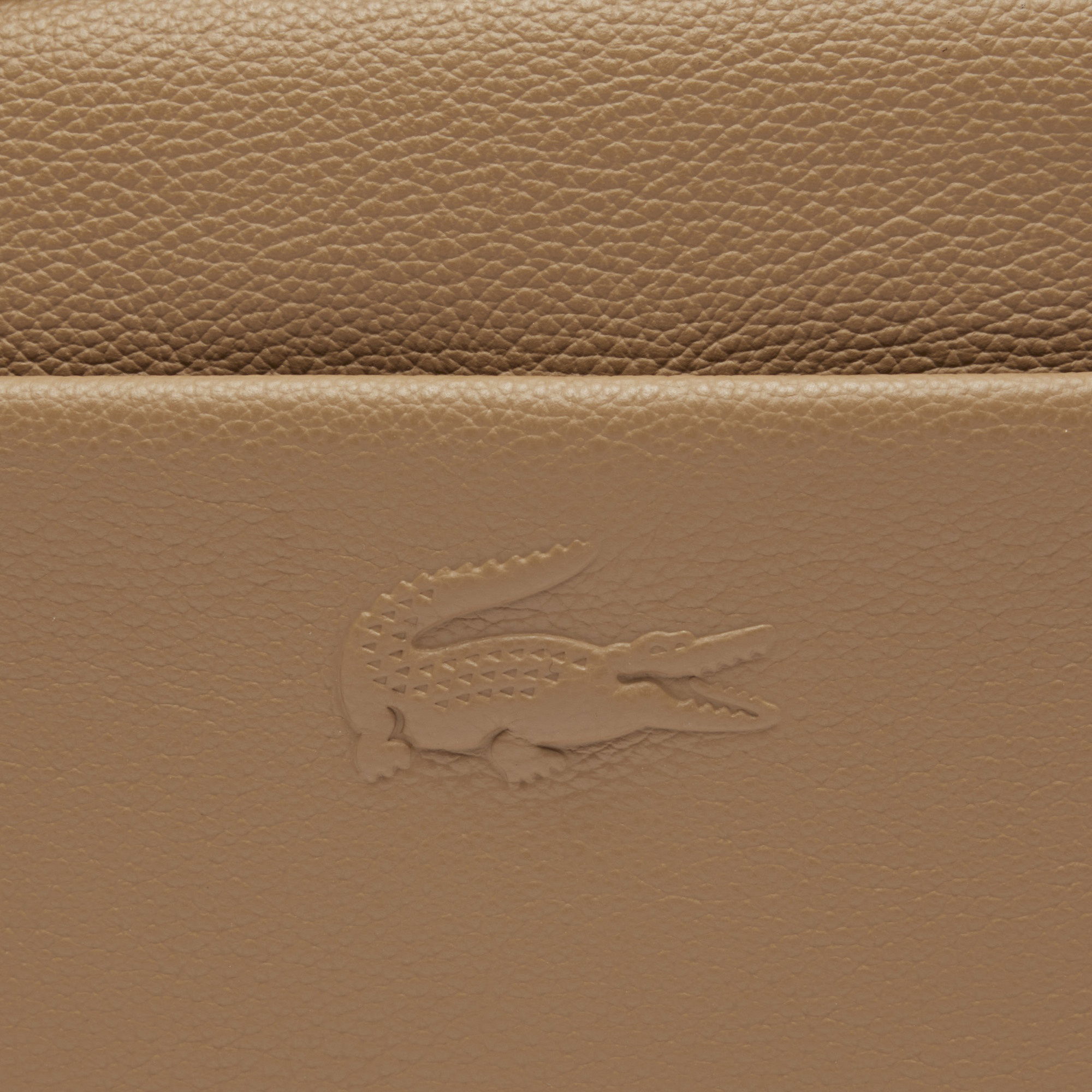 Lacoste City Court Kadın Deri Kahverengi Postacı Çantası